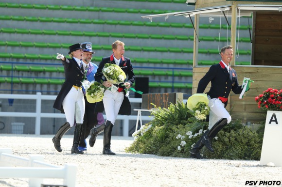 Carl HESTER Hughes GARETH Nathalie ZU SAYN-WITTGENSTEINVG - Grand Prix Special - Epreuves Pr�ratoires 2014 - 24 juin Carl HESTER Hughes GARETH Nathalie ZU SAYN-WITTGENSTEINVG - Grand Prix Special - Epreuves Pr�ratoires 2014 - 24 juin