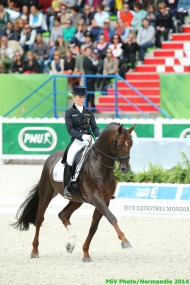 Dressage - Helen LANGEHANENBERG & DAMON HILL Grand Prix Special - August 27 - ©PSV Photos