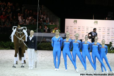 German Favourites Lead the Team Freestyle